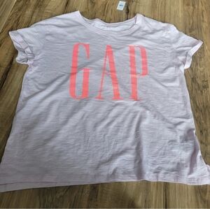 NWT Gap Size L Wonens Tee Shirt